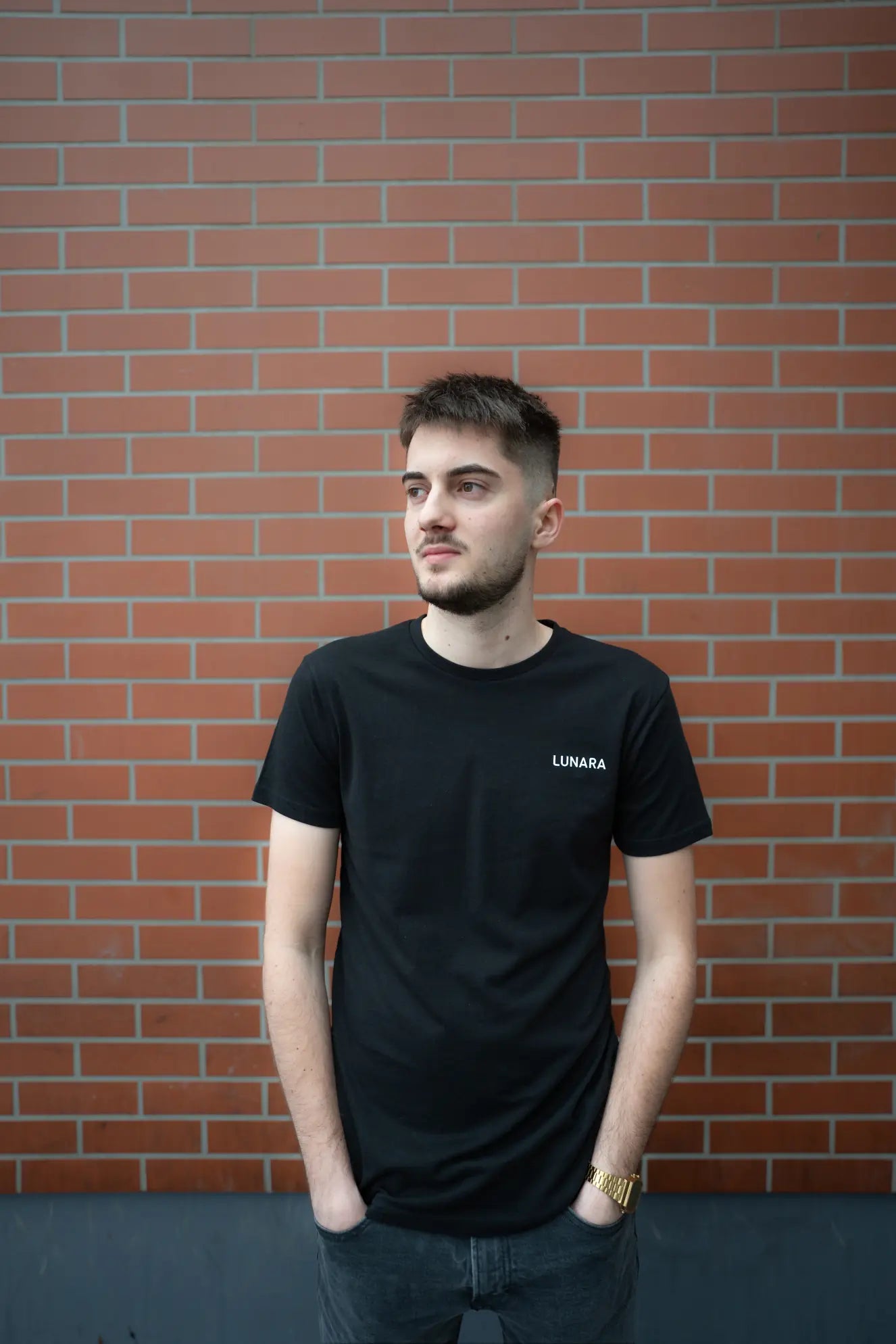 Lunara black t-shirt men