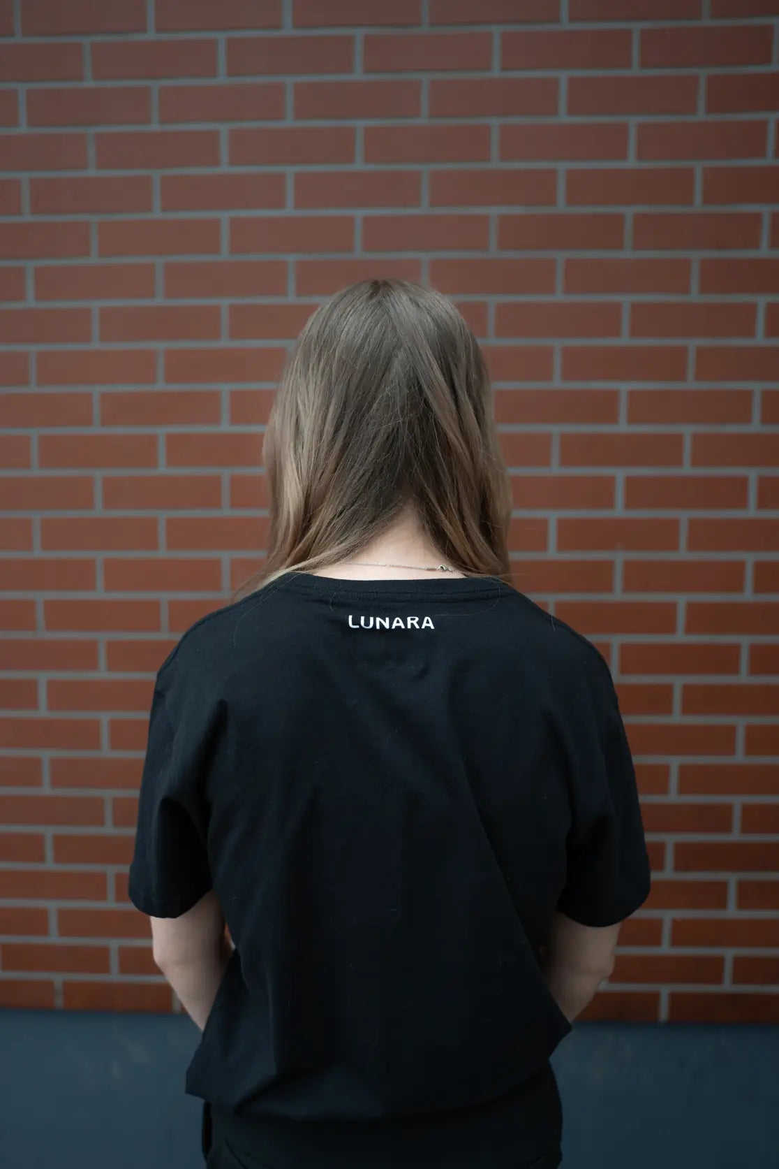 Lunara black t-shirt women
