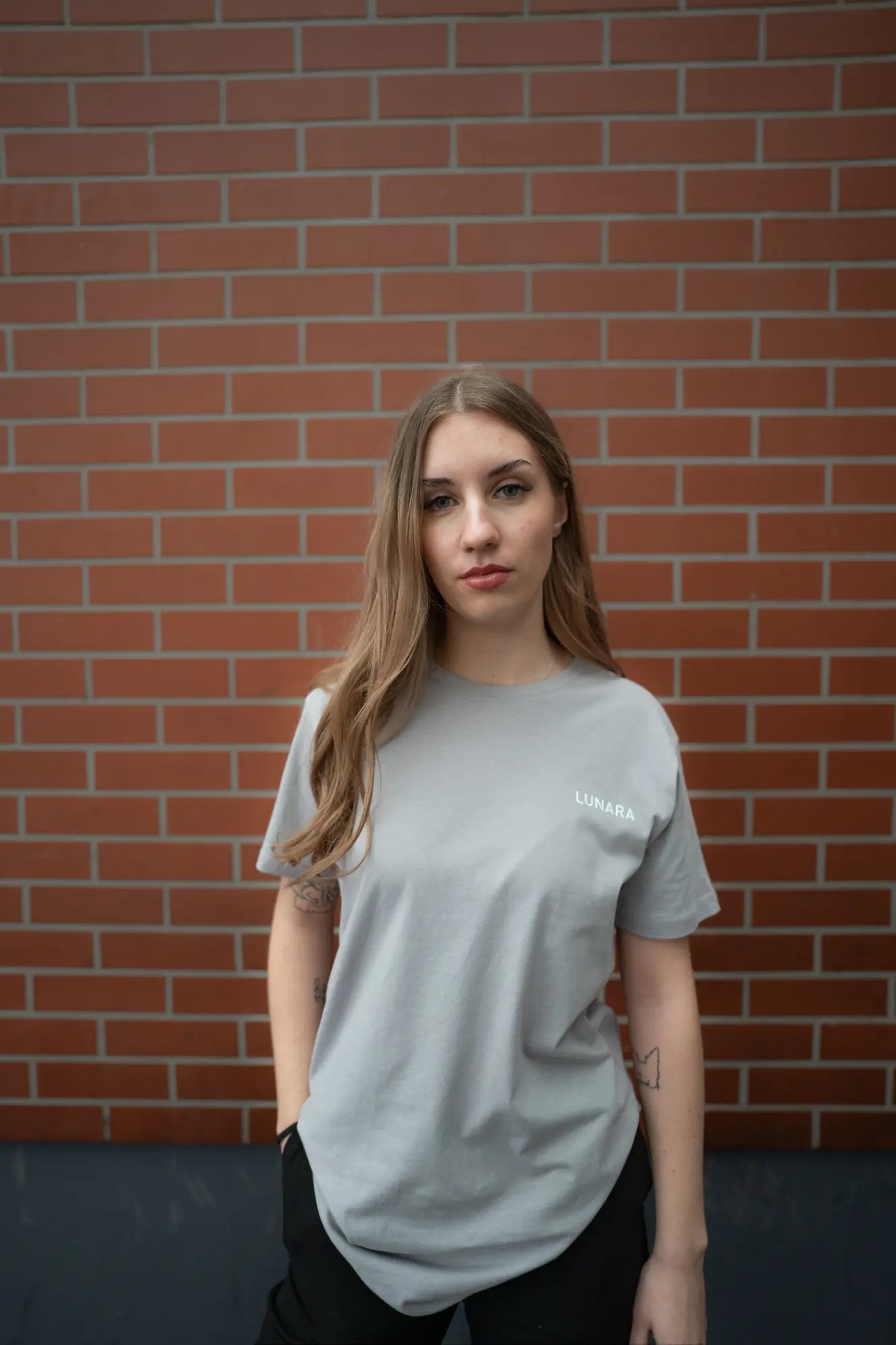 Lunara grey t-shirt women