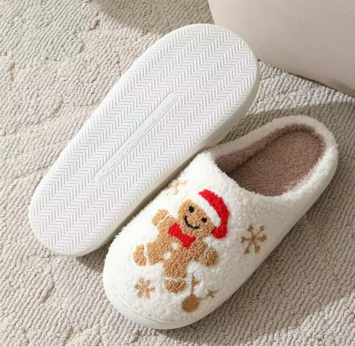 Christmas Women Slippers Cute Gingerbread Winter Warm Slides Couple Houseshoes Men Bedroom Flat Soft Sole Home Shoes for Gift